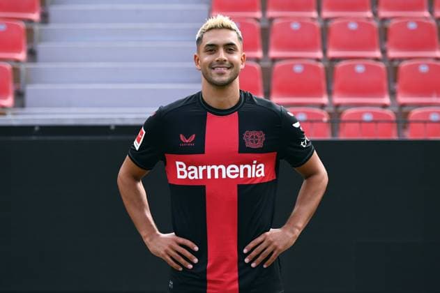 Nadiem Amiri; Bayer 04 Leverkusen; 1.BL, Porträttermin 2023 2024,