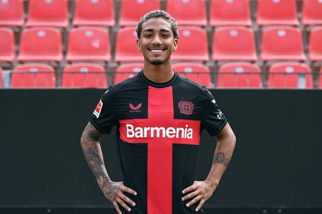 Arthur; Bayer 04 Leverkusen; 1.BL, Porträttermin 2023 2024,
