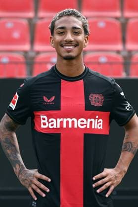 Arthur; Bayer 04 Leverkusen; 1.BL, Porträttermin 2023 2024,