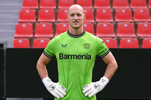 Niklas Lomb; Bayer 04 Leverkusen; 1.BL, Porträttermin 2023 2024,