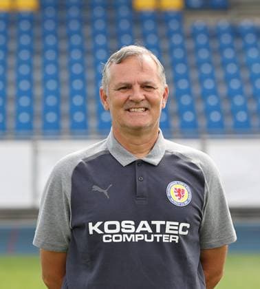 Torwarttrainer Manfred Petz (Eintracht Braunschweig) ; Eintracht Braunschweig; 2.BL, Portraettermin 2023 2024