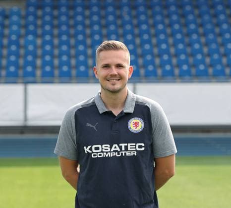 Leiter Physiotherapie Christian Degenhardt (Eintracht Braunschweig) ; Eintracht Braunschweig; 2.BL, Portraettermin 2023 2024