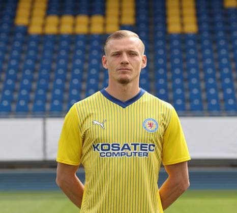 Saulo Decarli (Eintracht Braunschweig) ; Eintracht Braunschweig; 2.BL, Portraettermin 2023 2024