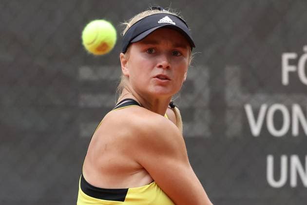 Darmstadt 19.Juli 2023 47. Internationales Damen ITF W25 Singles Tennisturnier v.l., Caijsa Wilda HENNEMANN (SWE) spielt eine Rückhand. Copyright: JoaquimxFerreira