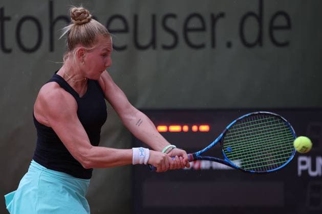 Darmstadt 19.Juli 2023 47. Internationales Damen ITF W25 Singles Tennisturnier v.l., Jantje TILBUERGER (GER) spielt eine Rückhand. Copyright: JoaquimxFerreira