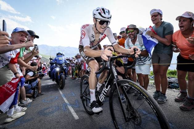 Sport Bilder des Tages Austrian Felix Gall of AG2R Citroen Team pictured in action during stage 17 of the Tour de France cycling race from Saint-Gervais Mont Blanc to Courchevel (165,7 km), France, Wednesday 19 July 2023. This year s Tour de France takes place from 01 to 23 July 2023. PETExGODING  x70807161x