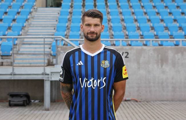 Kai Brünker; 1. FC Saarbrücken; 3. Liga, Porträttermin 2023 2024 Saarbrücken Ludwigsparkstadion Saarland Deutschland (DE)