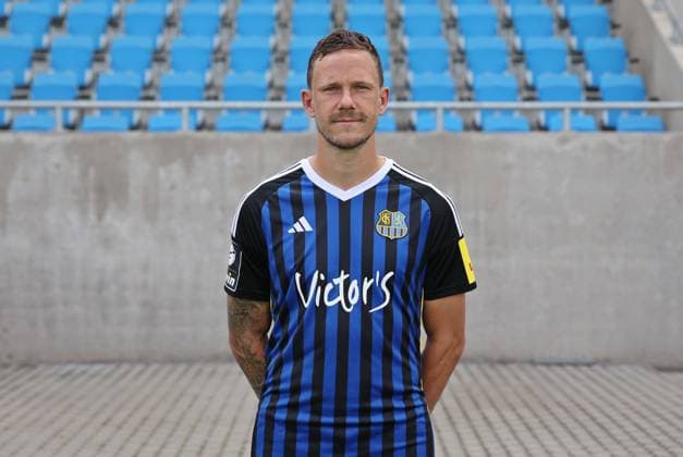 Marcel Gaus; 1. FC Saarbrücken; 3. Liga, Porträttermin 2023 2024 Saarbrücken Ludwigsparkstadion Saarland Deutschland (DE)