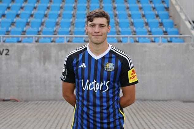 Luca Kerber; 1. FC Saarbrücken; 3. Liga, Porträttermin 2023 2024 Saarbrücken Ludwigsparkstadion Saarland Deutschland (DE)