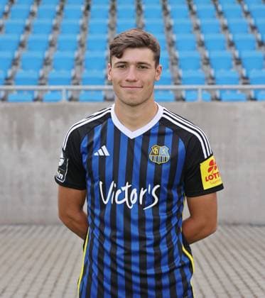 Luca Kerber; 1. FC Saarbrücken; 3. Liga, Porträttermin 2023 2024 Saarbrücken Ludwigsparkstadion Saarland Deutschland (DE)