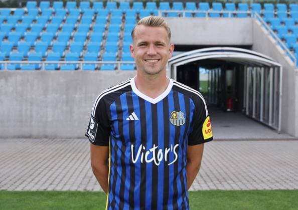Lukas Boeder; 1. FC Saarbrücken; 3. Liga, Porträttermin 2023 2024 Saarbrücken Ludwigsparkstadion Saarland Deutschland (DE)
