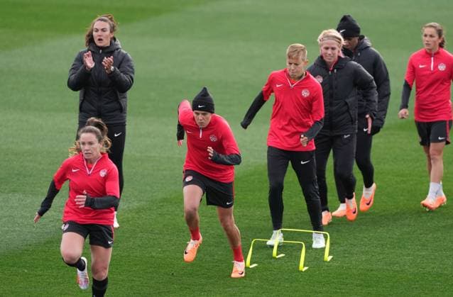 July 20, 2023, Melbourne, Australia: Canadas Christine Sinclair, second left, runs during a training session ahead of the FIFA Women s World Cup in Melbourne, Australia, Thursday, July 20, 2023. Canada News - July 20, 2023 - ZUMAc35_ 20230720_zaf_c35_001 Copyright: xScottxBarbourx