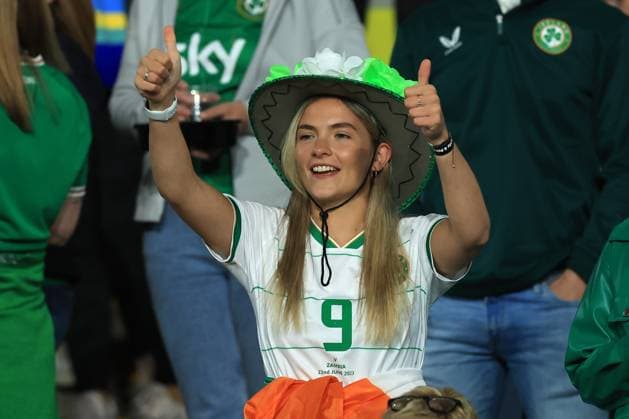 WWC23 XXX XXX, Ireland?s fans before the FIFA Women s World Cup 2023 soccer match between Australia and Ireland at Stadium Australia in Sydney, Thursday, July 20, 2023. ( NO ARCHIVING, EDITORIAL USE ONLY, NO USE IN BOOKS WITHOUT CONSENT SYDNEY NEW SOUTH WALES AUSTRALIA  Copyright: xMARKxEVANSx 20230720001822228395 