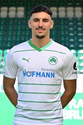 18.07.2023 - SpVgg Greuther Fürth ( Kleeblatt Spielvereinigung ) - 2. Fussball Bundesliga - Saison 2023 2024 - Fototermin Porträttermin Vorstellung Präsentation Pressetermin - - Einzelbild Einzelfoto Portrait Porträt Kopfbild - Oualid Mhamdi (3, SpVgg Greuther Fürth )