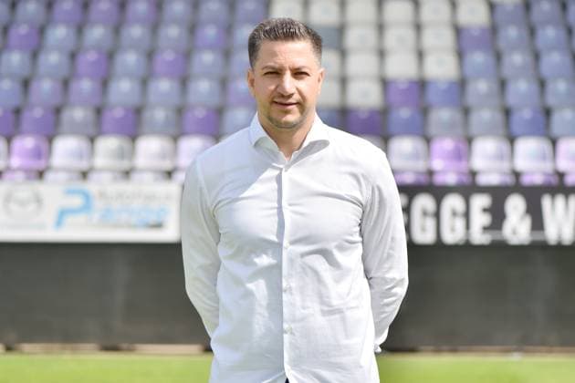 Sportdirektor Amir Shapourzadeh; VfL Osnabrück; 2.BL, Porträttermin 2023 2024