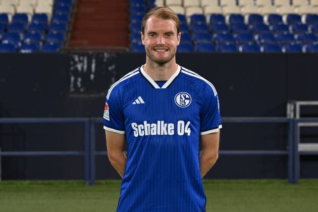 Thomas Ouwejan; FC Schalke 04; 2.BL, Porträttermin 2023 2024 Gelsenkirchen Nordrhein-Westfalen Deutschland