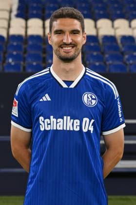 Marcin Kaminski; FC Schalke 04; 2.BL, Porträttermin 2023 2024 Gelsenkirchen Nordrhein-Westfalen Deutschland