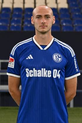 Henning Matriciani; FC Schalke 04; 2.BL, Porträttermin 2023 2024 Gelsenkirchen Nordrhein-Westfalen Deutschland
