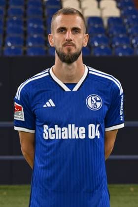 Dominick Drexler; FC Schalke 04; 2.BL, Porträttermin 2023 2024 Gelsenkirchen Nordrhein-Westfalen Deutschland