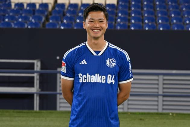 Soichiro Kozuki; FC Schalke 04; 2.BL, Porträttermin 2023 2024 Gelsenkirchen Nordrhein-Westfalen Deutschland