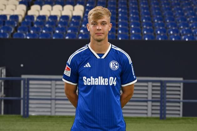 Keke Topp; FC Schalke 04; 2.BL, Porträttermin 2023 2024 Gelsenkirchen Nordrhein-Westfalen Deutschland