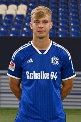 Keke Topp; FC Schalke 04; 2.BL, Porträttermin 2023 2024 Gelsenkirchen Nordrhein-Westfalen Deutschland