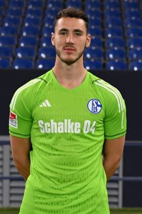 Torwart Justin Heekeren; FC Schalke 04; 2.BL, Porträttermin 2023 2024 Gelsenkirchen Nordrhein-Westfalen Deutschland