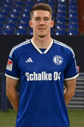 Florian Flick; FC Schalke 04; 2.BL, Porträttermin 2023 2024 Gelsenkirchen Nordrhein-Westfalen Deutschland