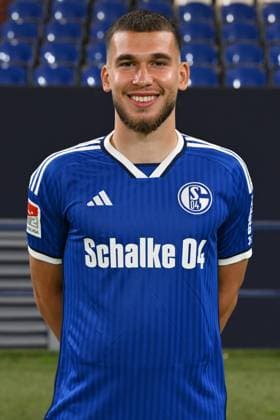 Mehmet Can Aydin; FC Schalke 04; 2.BL, Porträttermin 2023 2024 Gelsenkirchen Nordrhein-Westfalen Deutschland
