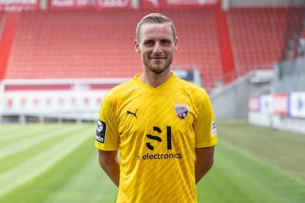Torwart Marius Funk (1, FCI) ; FC Ingolstadt 04; 3.Liga, Porträttermin 2023 2024 3. Liga - FC Ingolstadt 04 Saison 2023 2024 Portrait