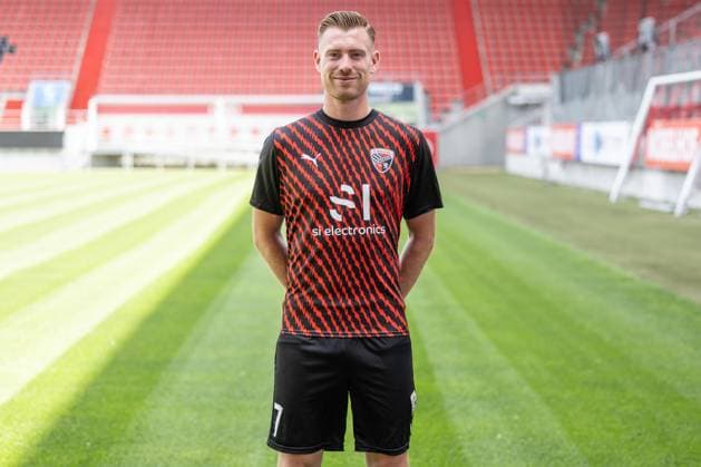 Jannik Mause (7, FCI) ; FC Ingolstadt 04; 3.Liga, Porträttermin 2023 2024 3. Liga - FC Ingolstadt 04 Saison 2023 2024 Portrait