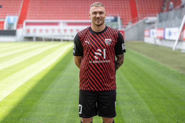Max Dittgen (10, FCI); FC Ingolstadt 04; 3.Liga, Porträttermin 2023 2024 3. Liga - FC Ingolstadt 04 Saison 2023 2024 Portrait