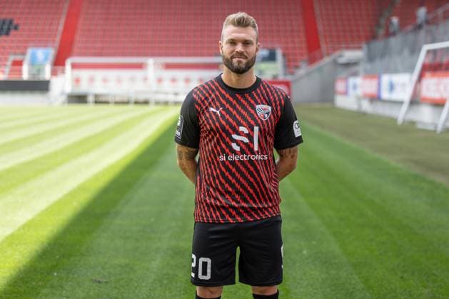 Yannick Deichmann (20, FCI); FC Ingolstadt 04; 3.Liga, Porträttermin 2023 2024 3. Liga - FC Ingolstadt 04 Saison 2023 2024 Portrait