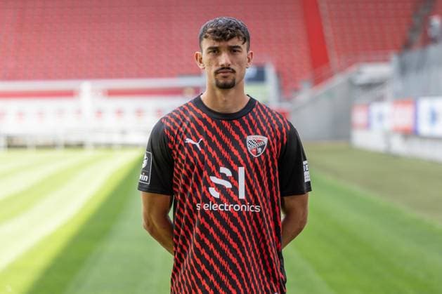 Arian Llugiqi (25, FCI) ; FC Ingolstadt 04; 3.Liga, Porträttermin 2023 2024 3. Liga - FC Ingolstadt 04 Saison 2023 2024 Portrait