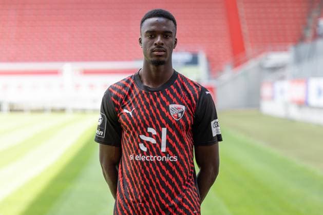 Donald Nduka (27, FCI) ; FC Ingolstadt 04; 3.Liga, Porträttermin 2023 2024 3. Liga - FC Ingolstadt 04 Saison 2023 2024 Portrait