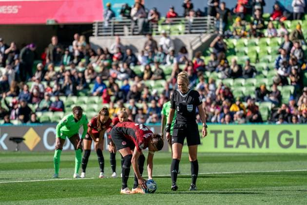 Melbourne, Australia, July 21st 2023: Christine Sinclair (12 Canada) gets ready to take a penalty kick during the 2023 FIFA Womens World Cup football match between Nigeria and Canada at Melbourne Rectangular Stadium in Melbourne, Australia. (Noe Llamas SPP) Copyright: xNoexLlamasx xSPPx spp-en-NoLlSp-20230721-DSC09438