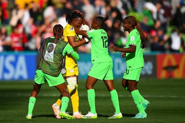 WWC23 CANADA NIGERIA, Team mates celebrate with Chiamaka Nnadozie of Nigeria after the FIFA Women s World Cup 2023 soccer match between Nigeria and Canada at Melbourne Rectangular Stadium in Melbourne, Friday, July 21, 2023. ( NO ARCHIVING, EDITORIAL USE ONLY, NO USE IN BOOKS WITHOUT CONSENT MELBOURNE VICTORIA AUSTRALIA  Copyright: xMORGANxHANCOCKx 20230721001822542083 