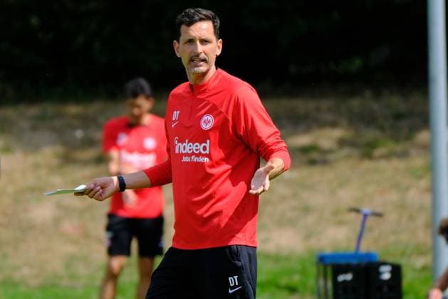 Dino Toppmöller (Eintracht Frankfurt, Cheftrainer), GER, Fussball Training, Eintracht Frankfurt, 20.07.2023, Deutsche Bank Park, Saison 2022 2023, GER, Training Eintracht Frankfurt am 20. Juli 2023. Frankfurt *** Dino Toppmöller Eintracht Frankfurt, head coach , GER, football training, Eintracht Frankfurt, 20 07 2023, Deutsche Bank Park, season 2022 2023, GER, training Eintracht Frankfurt on 20 July 2023 Frankfurt Copyright: xEibner-Pressefoto FlorianxWiegandx EP_FWD