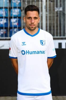 Ahmet Arslan (1. FC Magdeburg,8) - 2. Fussball Bundesliga Portraittermin 2023 2024 offizieller Fototermin 1. FC Magdeburg in der MDCC Arena in Magdeburg - Porträt, Portrait,Einzelbild,Deutschland, Fussball, Maenner,GER,20.07.2023