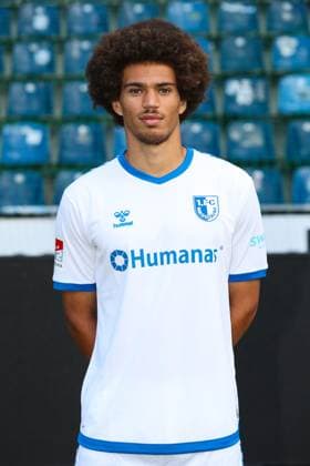 Jonah Fabisch (1. FC Magdeburg,16) - 2. Fussball Bundesliga Portraittermin 2023 2024 offizieller Fototermin 1. FC Magdeburg in der MDCC Arena in Magdeburg - Porträt, Portrait,Einzelbild,Deutschland, Fussball, Maenner,GER,20.07.2023