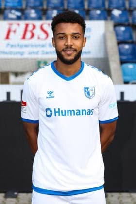 Leon Bell Bell (1. FC Magdeburg,19) - 2. Fussball Bundesliga Portraittermin 2023 2024 offizieller Fototermin 1. FC Magdeburg in der MDCC Arena in Magdeburg - Porträt, Portrait,Einzelbild,Deutschland, Fussball, Maenner,GER,20.07.2023