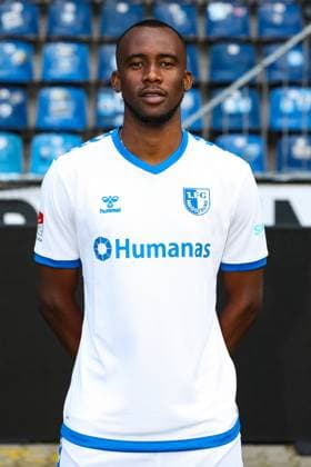 Silas Gnaka (1. FC Magdeburg,25) - 2. Fussball Bundesliga Portraittermin 2023 2024 offizieller Fototermin 1. FC Magdeburg in der MDCC Arena in Magdeburg - Porträt, Portrait,Einzelbild,Deutschland, Fussball, Maenner,GER,20.07.2023