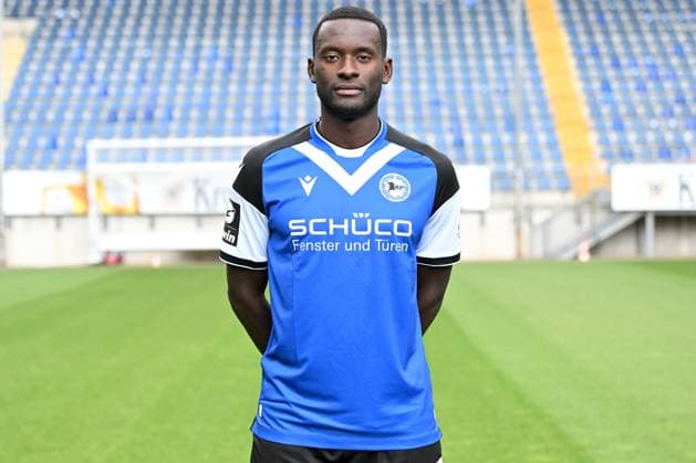 Bielefeld, Schueco Arena, 20.07.23, GER, Herren, DSC Arminia Bielefeld, 3. LIga, Porträttermin 2023-2024 Bild: Merveille Biankadi; DSC Arminia Bielefeld; 3. Liga, Porträttermin 2023 2024 Only for editorial use! NRW Deutschland