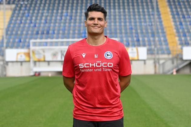 Bielefeld, Schueco Arena, 20.07.23, GER, Herren, DSC Arminia Bielefeld, 3. LIga, Porträttermin 2023-2024 Bild: Dani Jara (Co-Trainer); DSC Arminia Bielefeld; 3. Liga, Porträttermin 2023 2024 Only for editorial use! NRW Deutschland