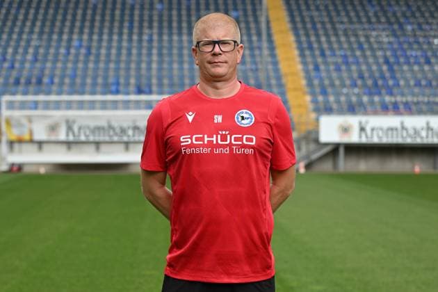 Bielefeld, Schueco Arena, 20.07.23, GER, Herren, DSC Arminia Bielefeld, 3. LIga, Porträttermin 2023-2024 Bild: Sebastian Wolf (Zeugwart); DSC Arminia Bielefeld; 3. Liga, Porträttermin 2023 2024 Only for editorial use! NRW Deutschland