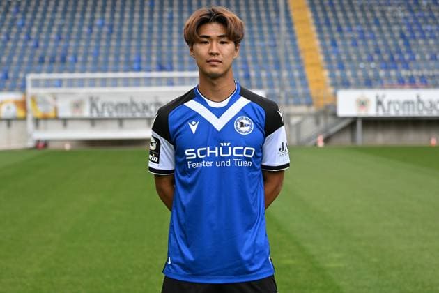 Bielefeld, Schueco Arena, 20.07.23, GER, Herren, DSC Arminia Bielefeld, 3. LIga, Porträttermin 2023-2024 Bild: Kaito Mizuta; DSC Arminia Bielefeld; 3. Liga, Porträttermin 2023 2024 Only for editorial use! NRW Deutschland