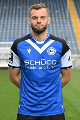 Bielefeld, Schueco Arena, 20.07.23, GER, Herren, DSC Arminia Bielefeld, 3. LIga, Porträttermin 2023-2024 Bild: Manuel Wintzheimer; DSC Arminia Bielefeld; 3. Liga, Porträttermin 2023 2024 Only for editorial use! NRW Deutschland