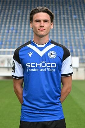 Bielefeld, Schueco Arena, 20.07.23, GER, Herren, DSC Arminia Bielefeld, 3. LIga, Porträttermin 2023-2024 Bild: Alexander Großer; DSC Arminia Bielefeld; 3. Liga, Porträttermin 2023 2024 Only for editorial use! NRW Deutschland