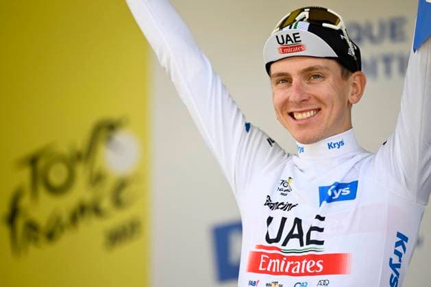 Tour de France 2023 - Stage 19 POLIGNY, FRANCE - JULY 21 : Pogacar Tadej (SVN) of UAE Team Emirates pictured with the white jersey during the podium ceremony of stage 19 of the 110th edition of the Tour de France 2023 cycling race, a stage of 173 kms with start in Moirans-en-Montagne and finish in Poligny on July 21, 2023 in Poligny, France, 21 07 2023 ( Motordriver Kenny Verfaillie - Poligny France  Copyright: xVincentxKalutx