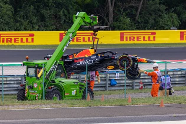 Formel 1 GP Budapest Ungarn. Feitag, 21.07.2023 Sergio Perez Crash, Red Bull Racing; Formel 1 GP Budapest Ungarn. Feitag, 21.07.2023 Copyright: xBEAUTIFULxSPORTS Erlhofx